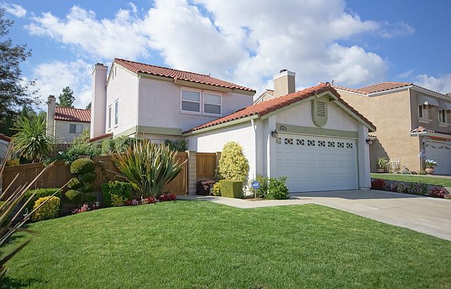 1st image of 12962 Oakland Way
