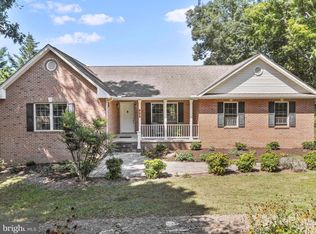 671 Ridge Rd N, Hedgesville, WV 25427