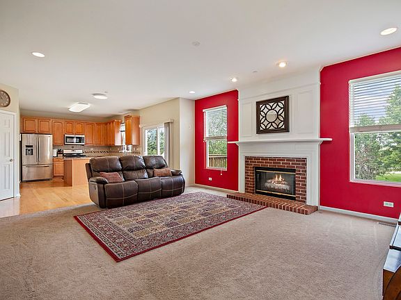 4th image of 2888 Dartmouth Ln
