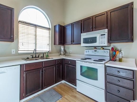4th image of 6102 S Lishawn Dr