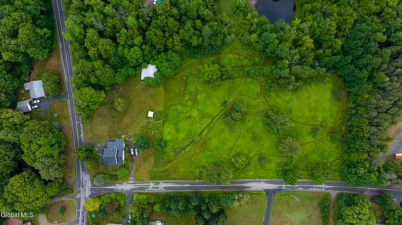 4th image of 653 Coy Road