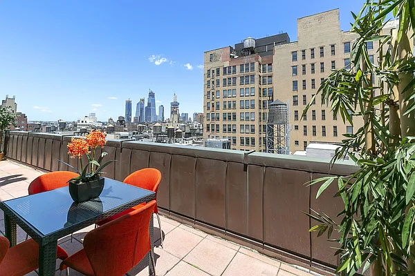 Sold by Compass | media 10