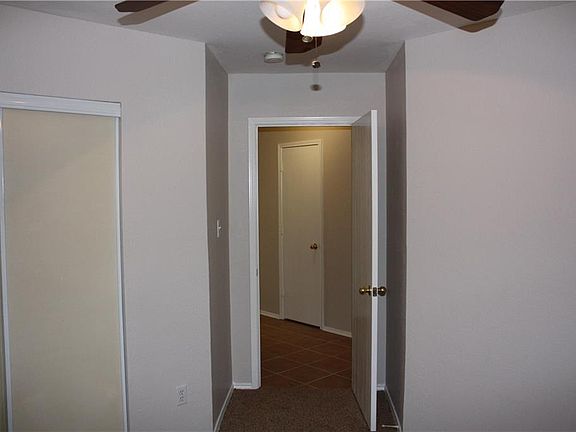 5th image of 800 Ponselle Dr