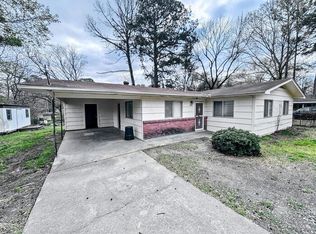 3018 Meadow Forest Dr, Jackson, MS 39212