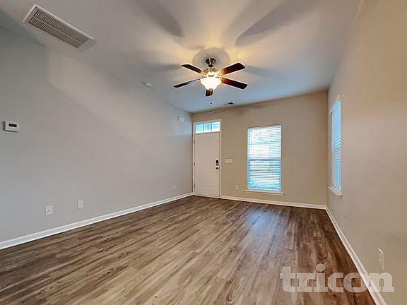 3rd image of 145 Brewers Oak Ln