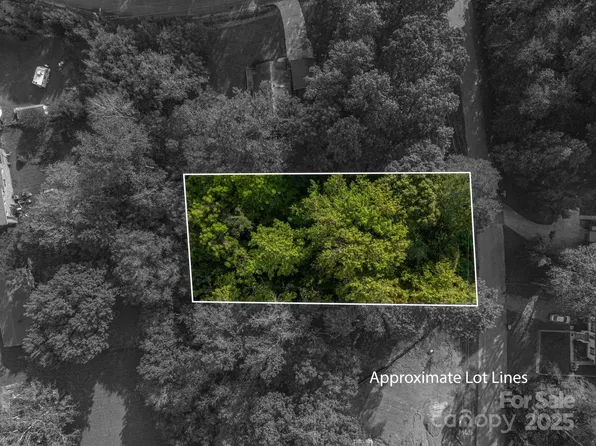 1251 E I St, Newton, NC 28658