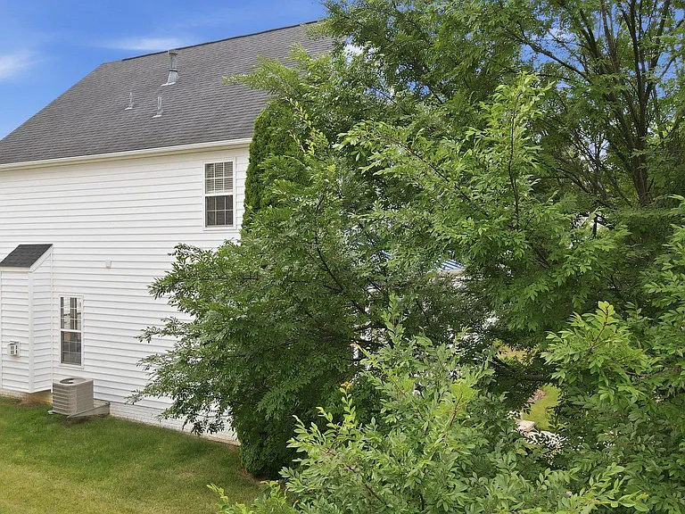 341 Bullskin St — Photo 41