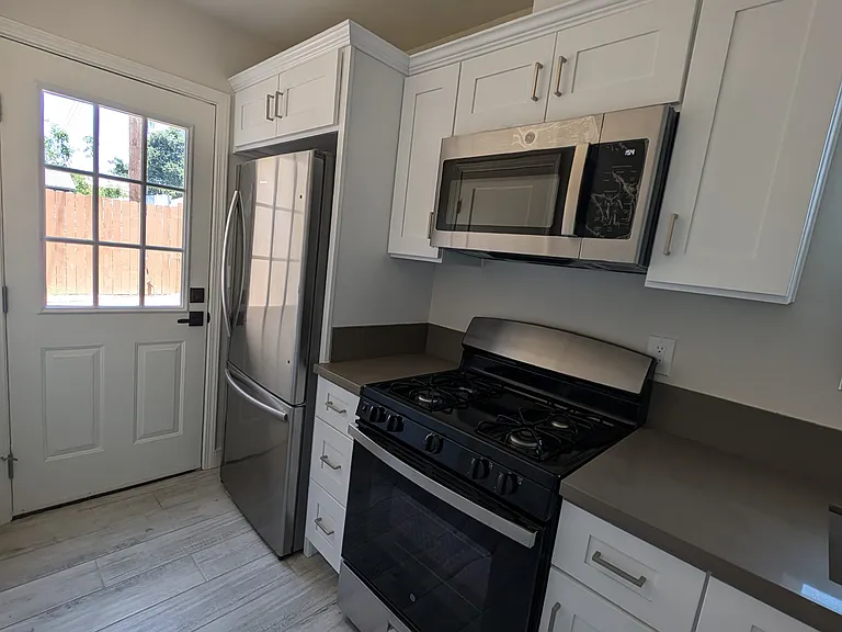 345 E El Sur St #1/2 — Photo 5