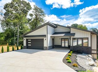 27 George Allen Rdg, Arden, NC 28704