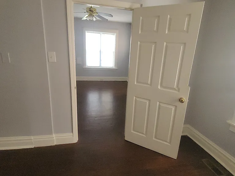 4234 Lawn Ave #1 — Photo 5