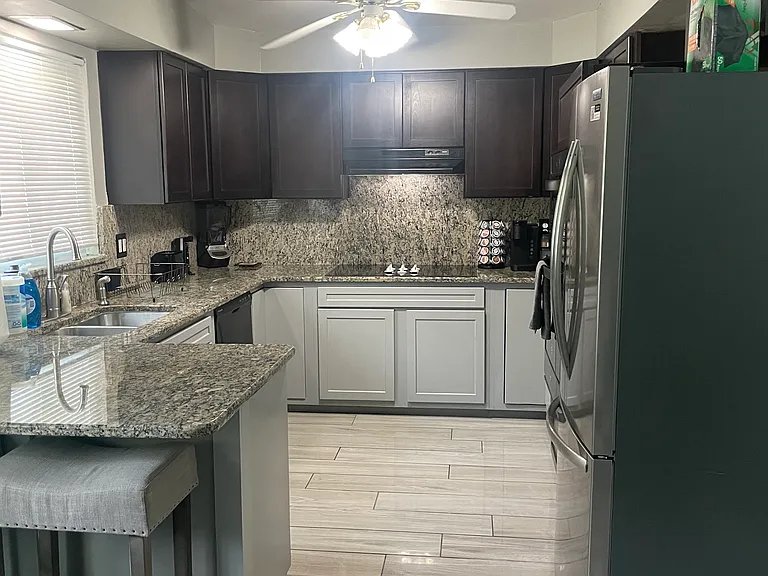 22042 Rougewood Dr — Photo 4