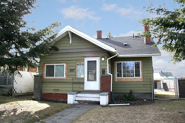 1st image of 1117 W Garland Ave