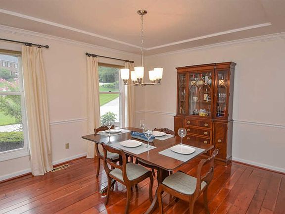 4th image of 5567 Whisper Ln