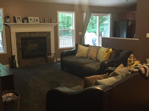5th image of 929 NE Tibalew Dr