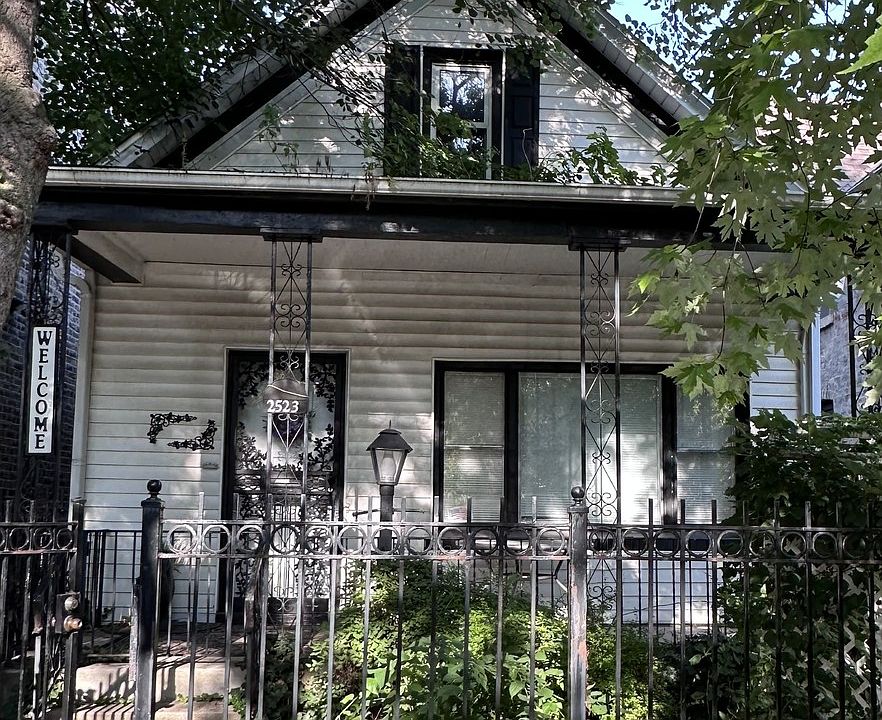 1st image of 2523 N Rockwell St