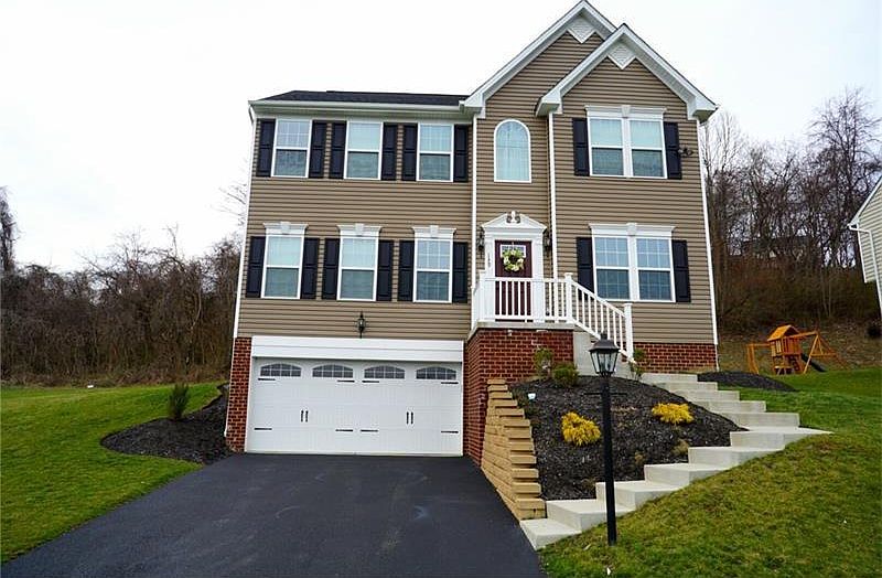 1st image of 139 Tartan Dr