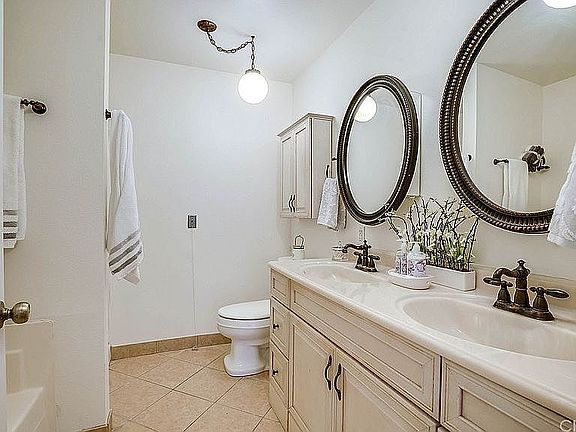5th image of 4501 Peck Rd APT 2