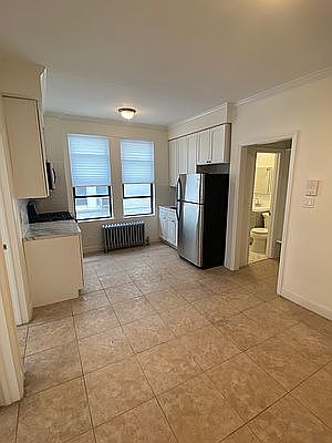 2nd image of 3148 34th St #2R