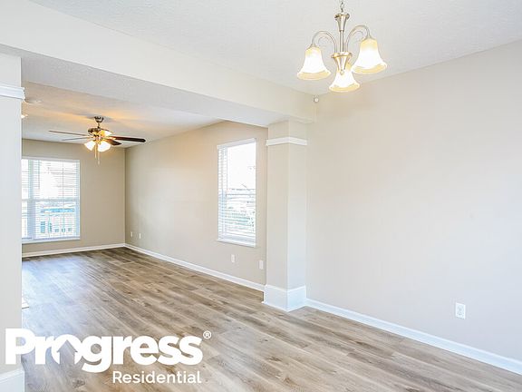 5th image of 18521 Harvest Meadows Dr W