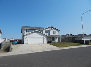 103 Nugget St, Moxee, WA 98936