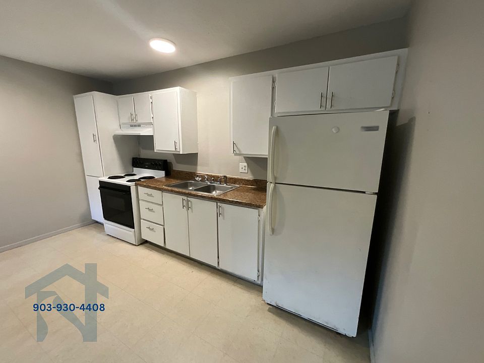 1st image of 1004 2nd St #6