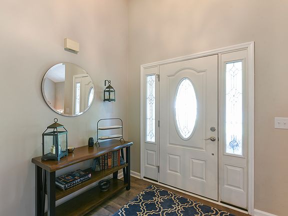 3rd image of 10485 Summer Creek Dr