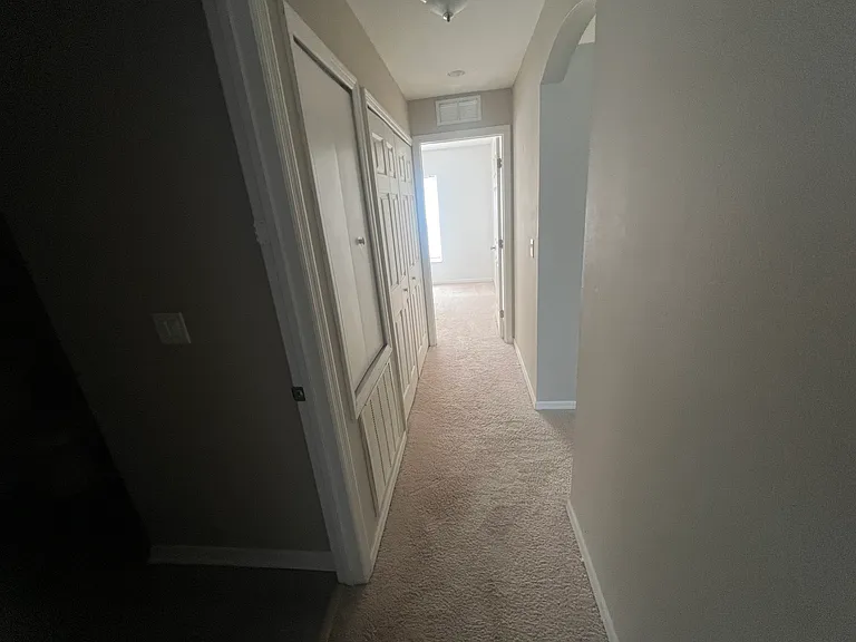 857 Buchanan Ave SE — Photo 5