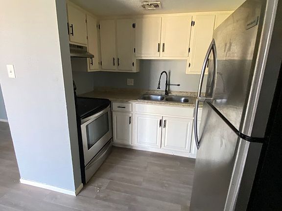 4th image of 103 Audrey Dr #32