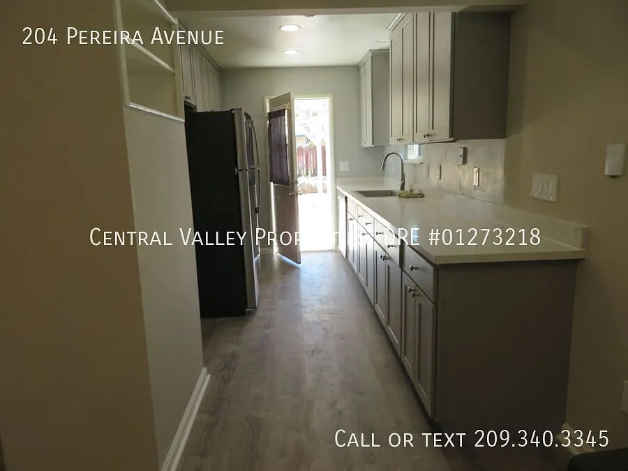 204 Pereira Avenue, Tracy! Coming Soon! — Photo 3
