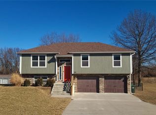 241 SE 141st Rd, Warrensburg, MO 64093
