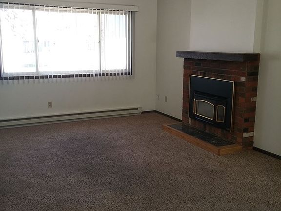 3rd image of 2931 W Central Ave #A