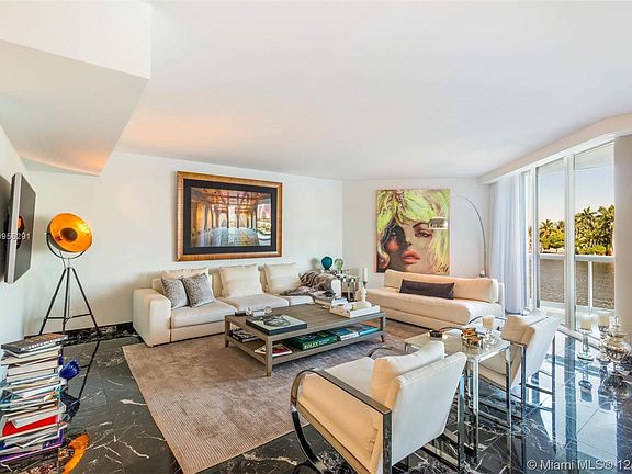 5th image of 20191 E Country Club Dr APT Th7