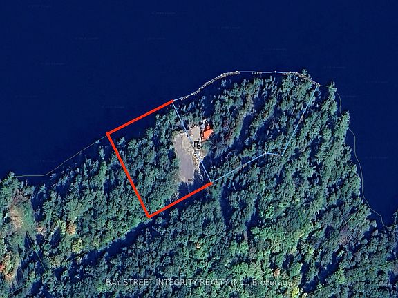 3rd image of 376 Faradale Ct