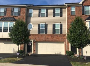 1002 Grey Fox Cir, Bridgeville, PA 15017