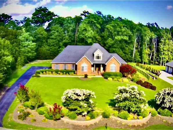 242 Westhaven Dr, Danville, VA 24541