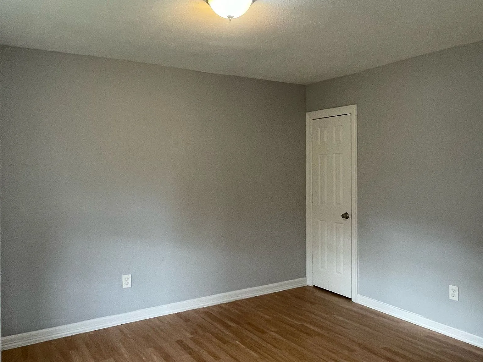 3 bed, 1150 sqft, $1,600 — Photo 2