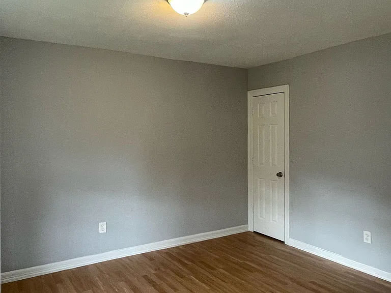 3821 Wipprecht St #A — Photo 2