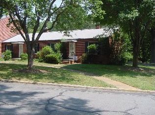 2623 G Greenbrier Rd, Winston Salem, NC 27104