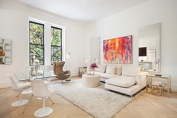 Rented by Sotheby's International Realty | media 6