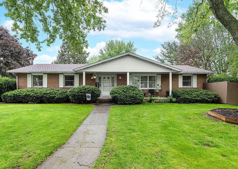 1st image of 588 Edgefield Dr