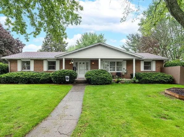 588 Edgefield Dr, Marion, OH 43302