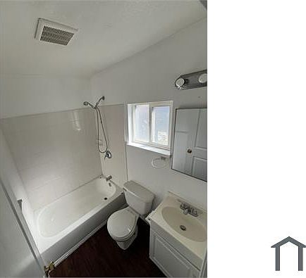 2nd image of 310 Marin St
