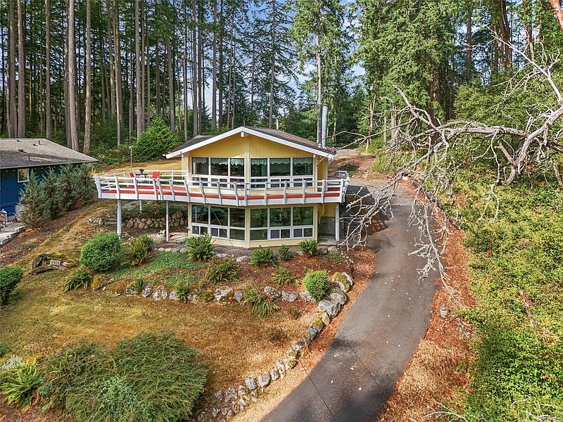 3rd image of 10006 Eagle Place