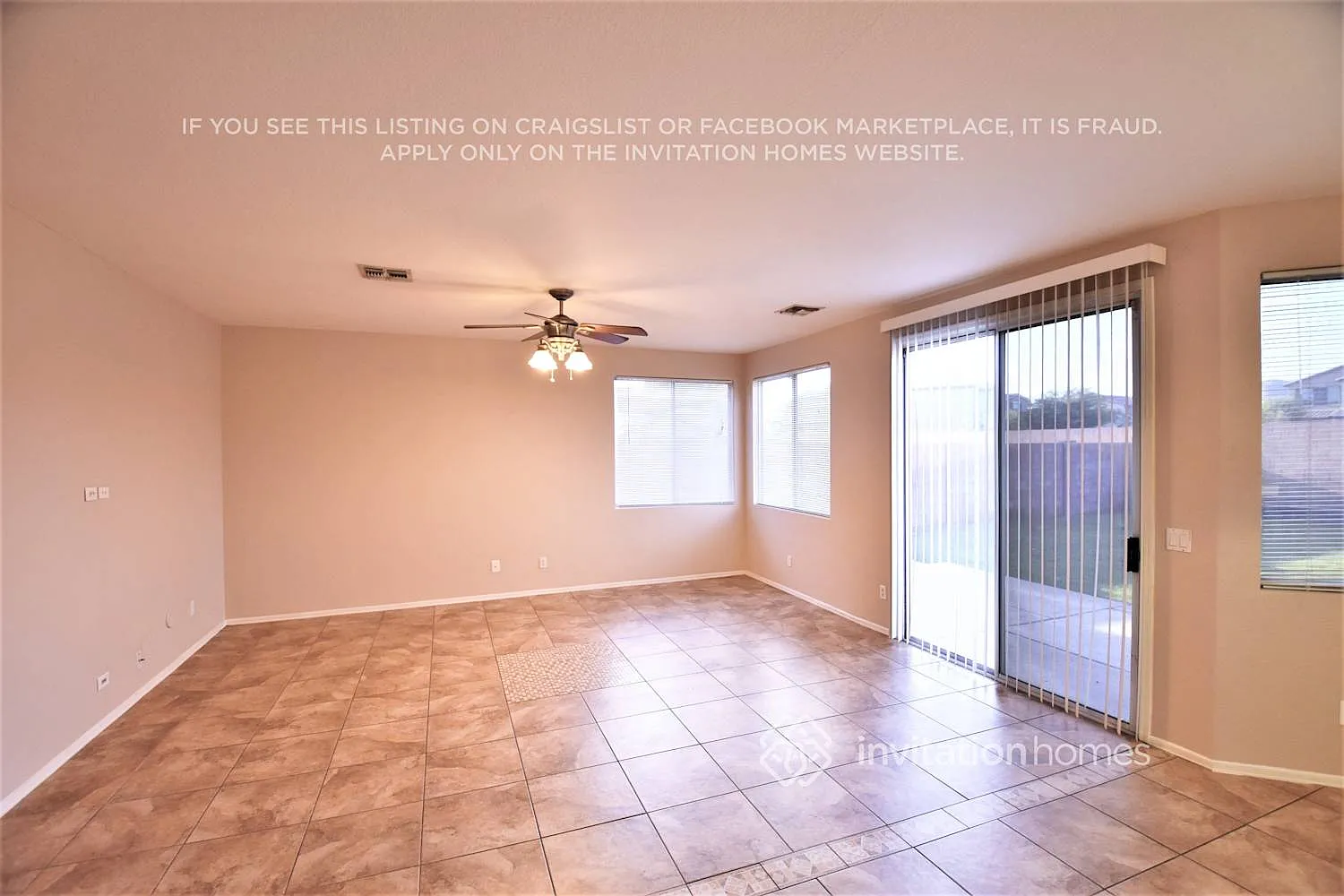 3219 W Maldonado Rd Phoenix, AZ 85041 — Photo 4