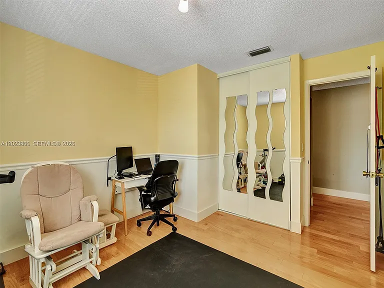 700 NW 158th Ln — Photo 33