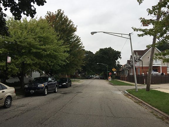 5th image of 4843 W Carmen Ave