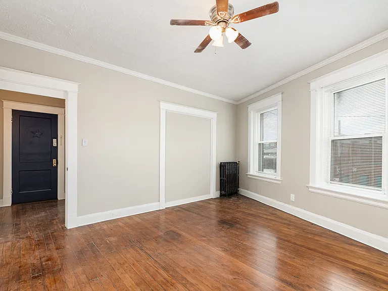 121 Adela Ave #2 — Photo 6