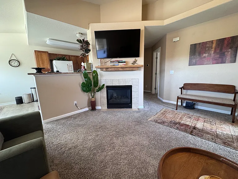 Ash Creek Hts — Photo 1