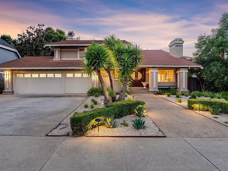 7175 Cahen Dr — Photo 1