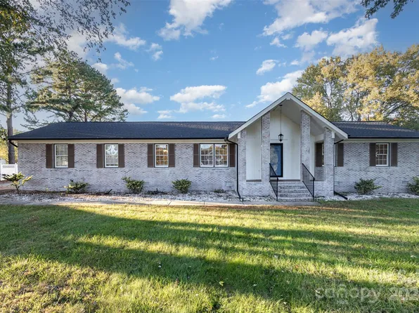 4410 Coddle Creek Dr, Concord, NC 28027